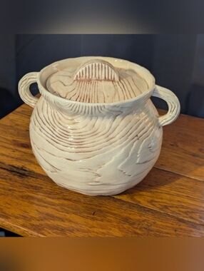 White Textured Lined Pottery Bowl Decor With Lid Designed By Hull Pottery